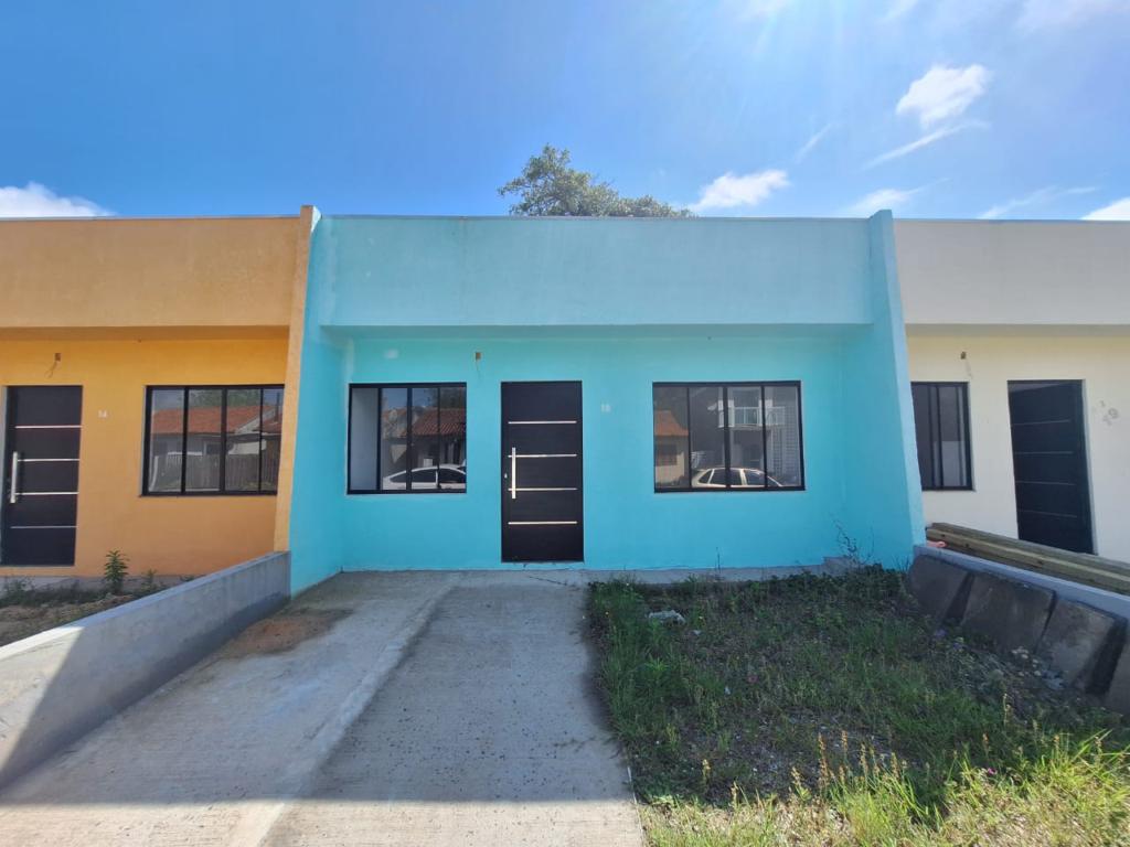 Casa Geminada / Duplex 2 Dorm.