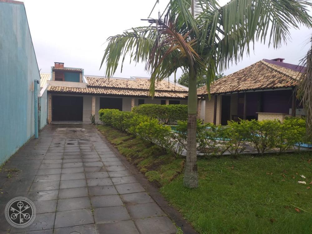 Casas / Sobrados 2 Dorm.