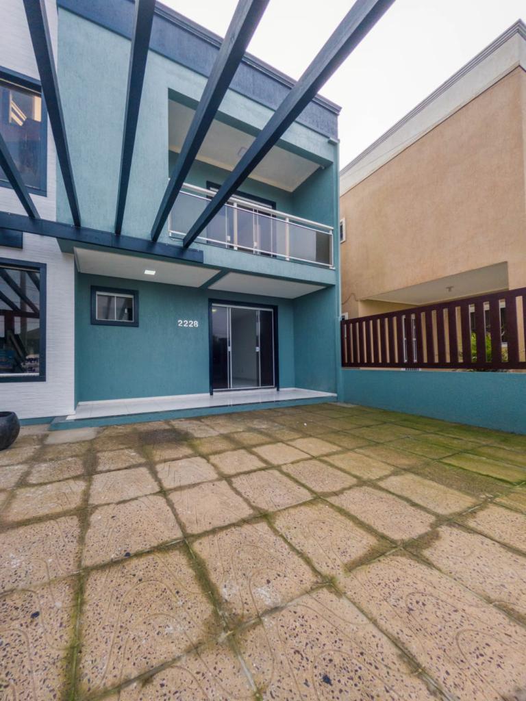 Casa Geminada / Duplex 3 Dorm.