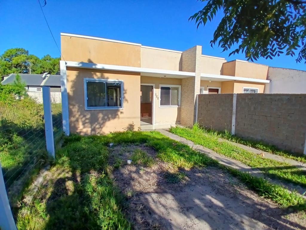 Casa Geminada / Duplex 2 Dorm.