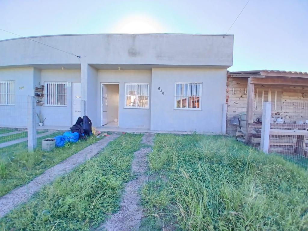 Casa Geminada / Duplex 2 Dorm.