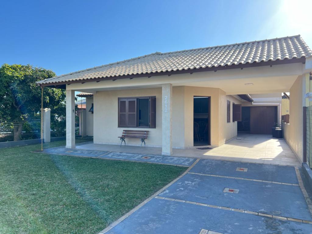 Casa Geminada / Duplex 3 Dorm.