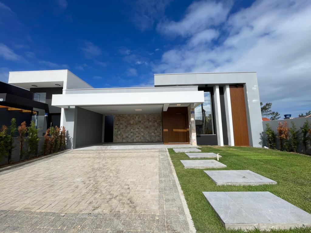 Casa Geminada / Duplex 2 Dorm.