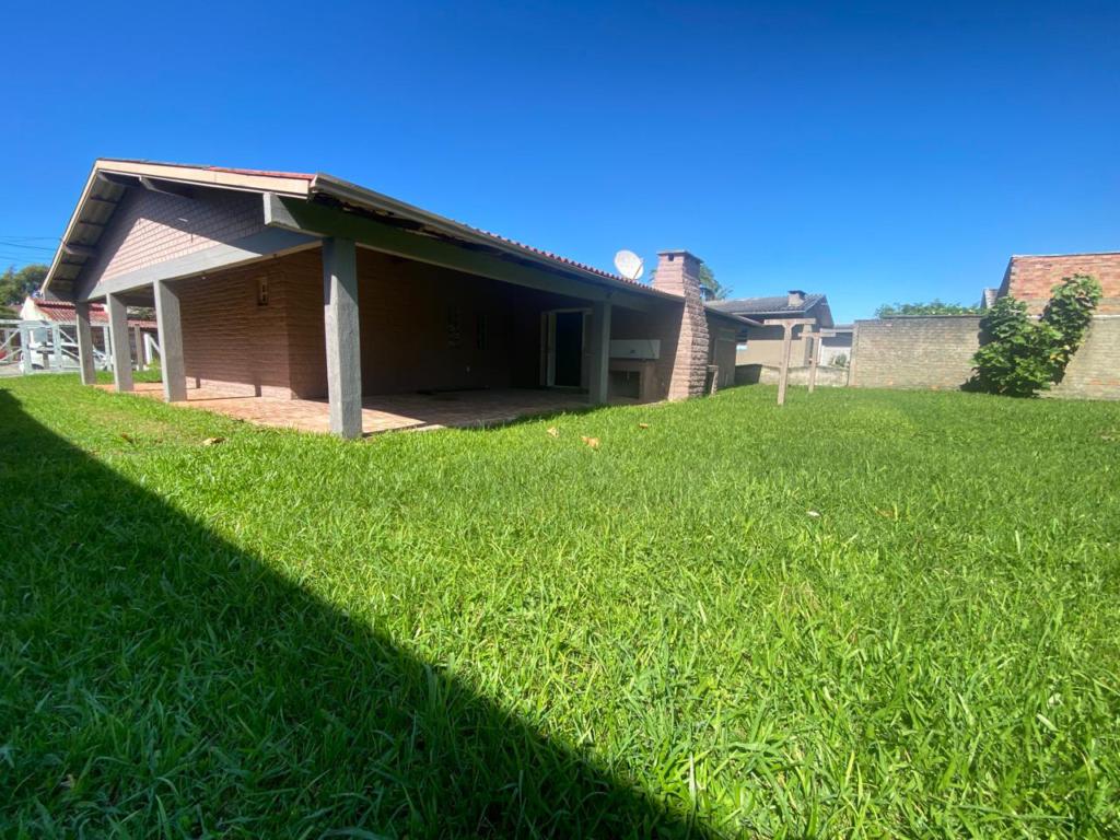 Casas / Sobrados 3 Dorm.