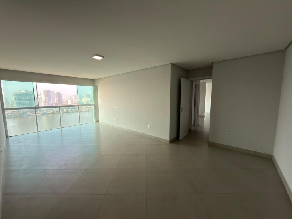Apartamentos 5  Dormitórios